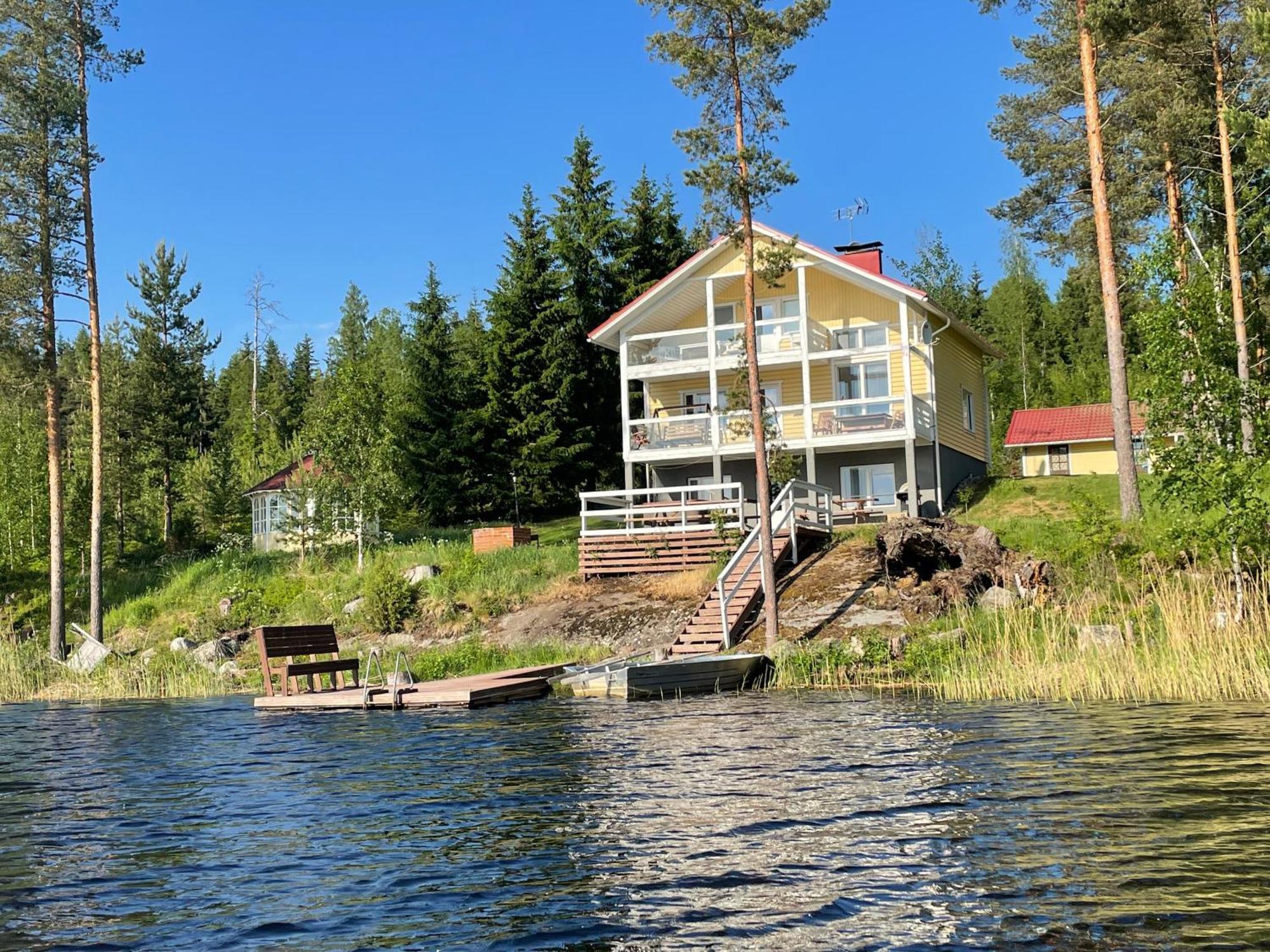 Вилла Jacuzzi Rantakallio Melkoniemi
